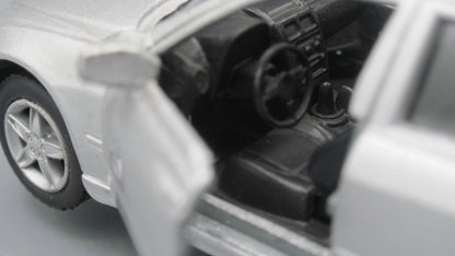 Maisto   Lexus IS 300  Silver