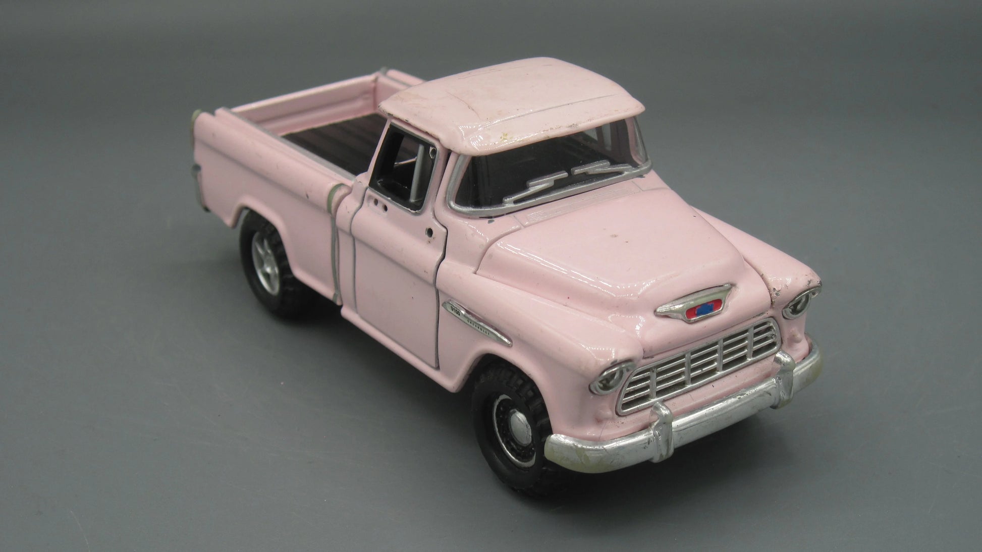 Tins Toy   Chevrolet Cameo 1955 Pink 