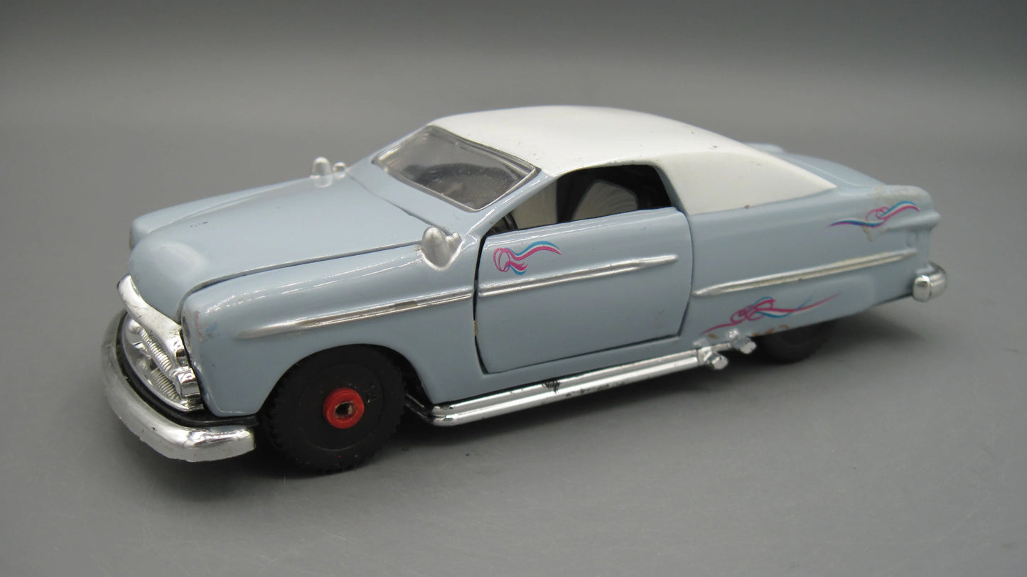 Tins Toys   Ford Custom Street Rod 1949 Blue & White