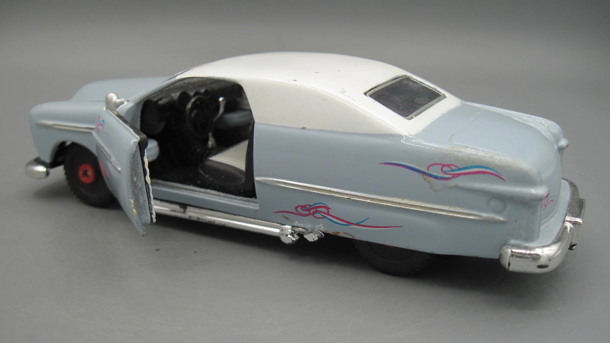 Tins Toys   Ford Custom Street Rod 1949 Blue & White