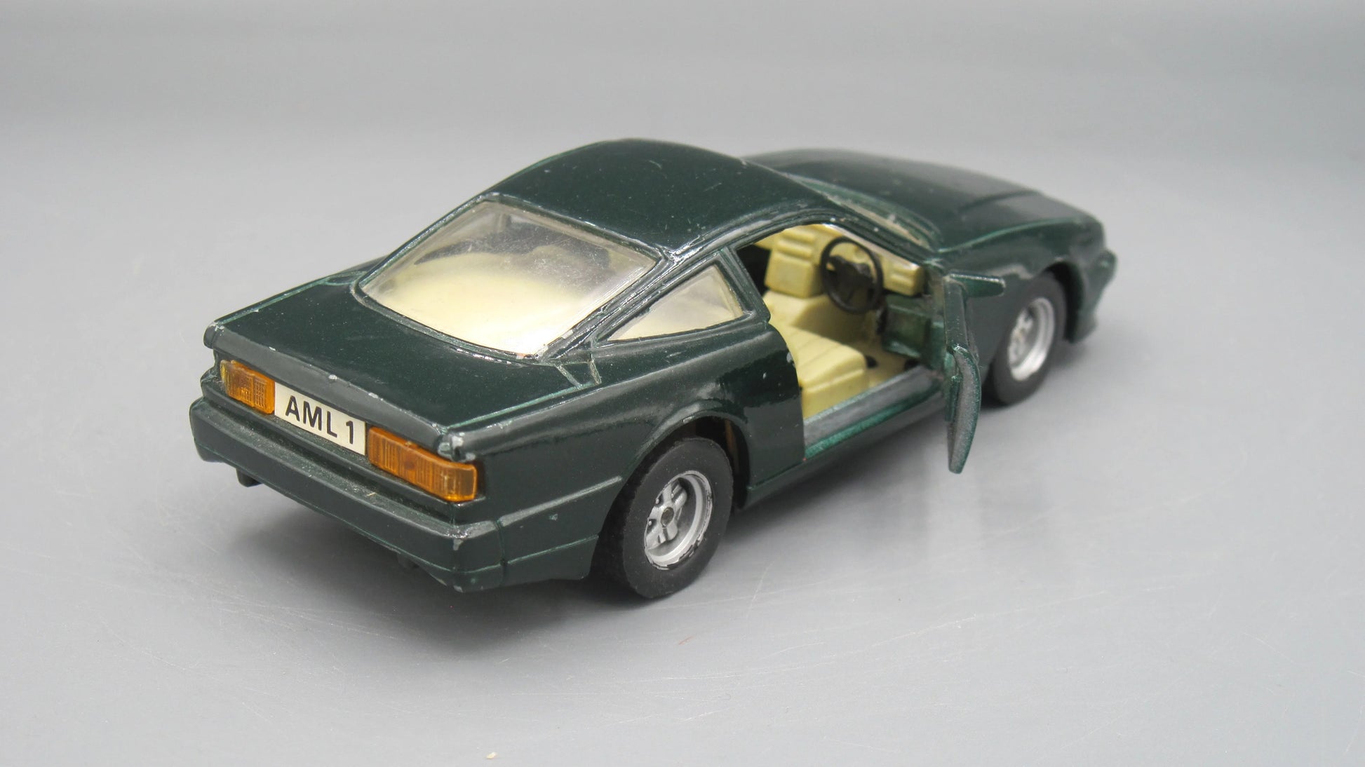 MC Toy   Aston Martin Virage AML 1  Green 