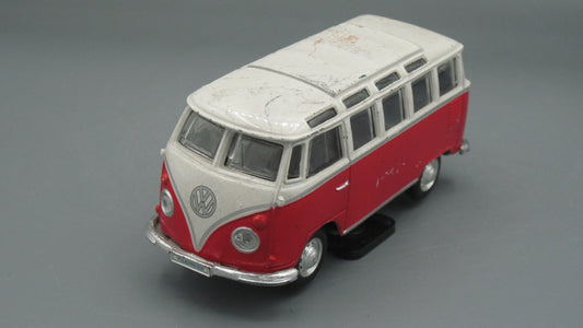 Maisto   Volkswagen Van Samba  White and Red 
