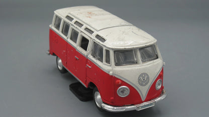 Maisto   Volkswagen Van Samba  White and Red 