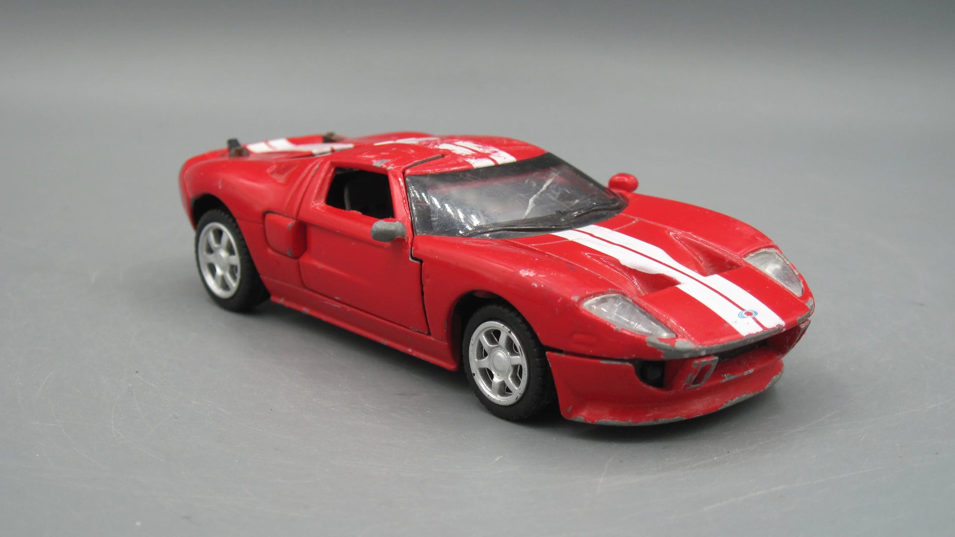 Metal Speed Zone   Ford GT  Red&White