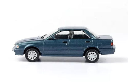 IXO Salvat   Nissan Sentra 1991 Blue