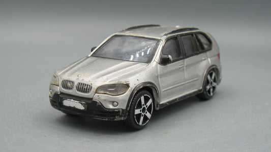 Bburago   BMW X5  Black&Tan gold