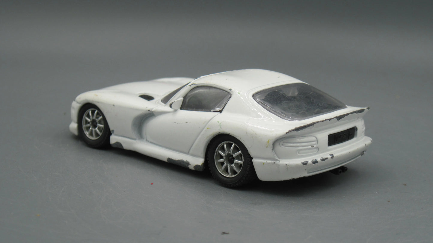 Bburago   Dodge Viper GT5 coupe  White
