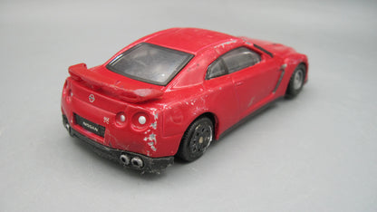 Bburago   Nissan GT-R 2009 Maroon