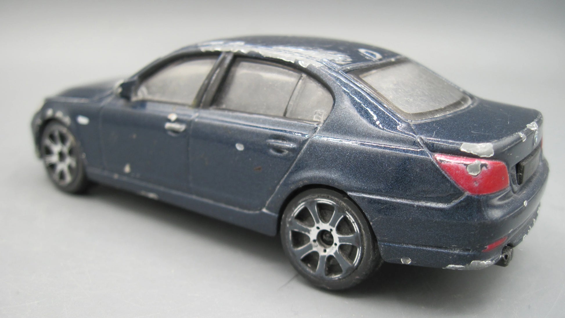 Bburago   BMW 545i  Blue