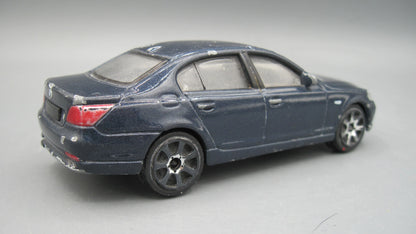 Bburago   BMW 545i  Blue