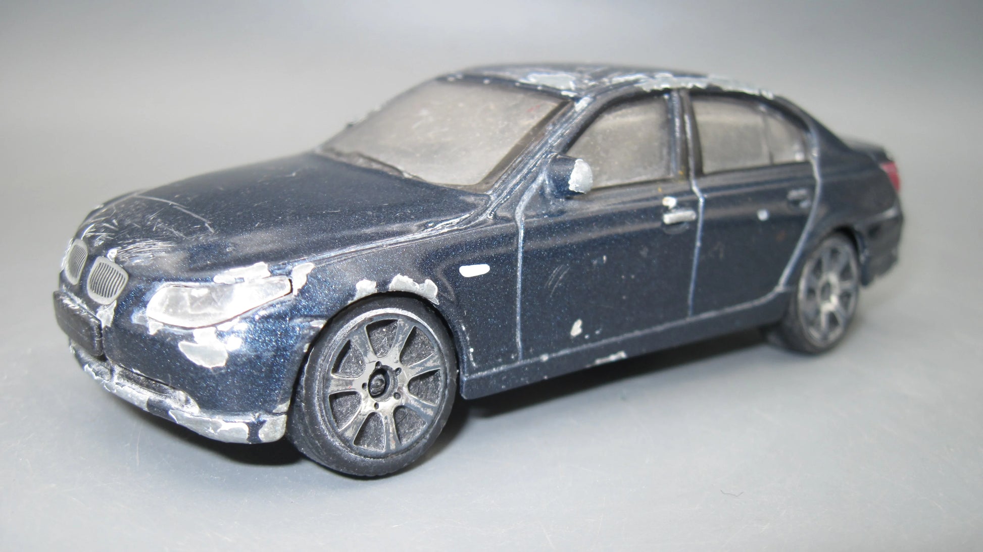 Bburago   BMW 545i  Blue