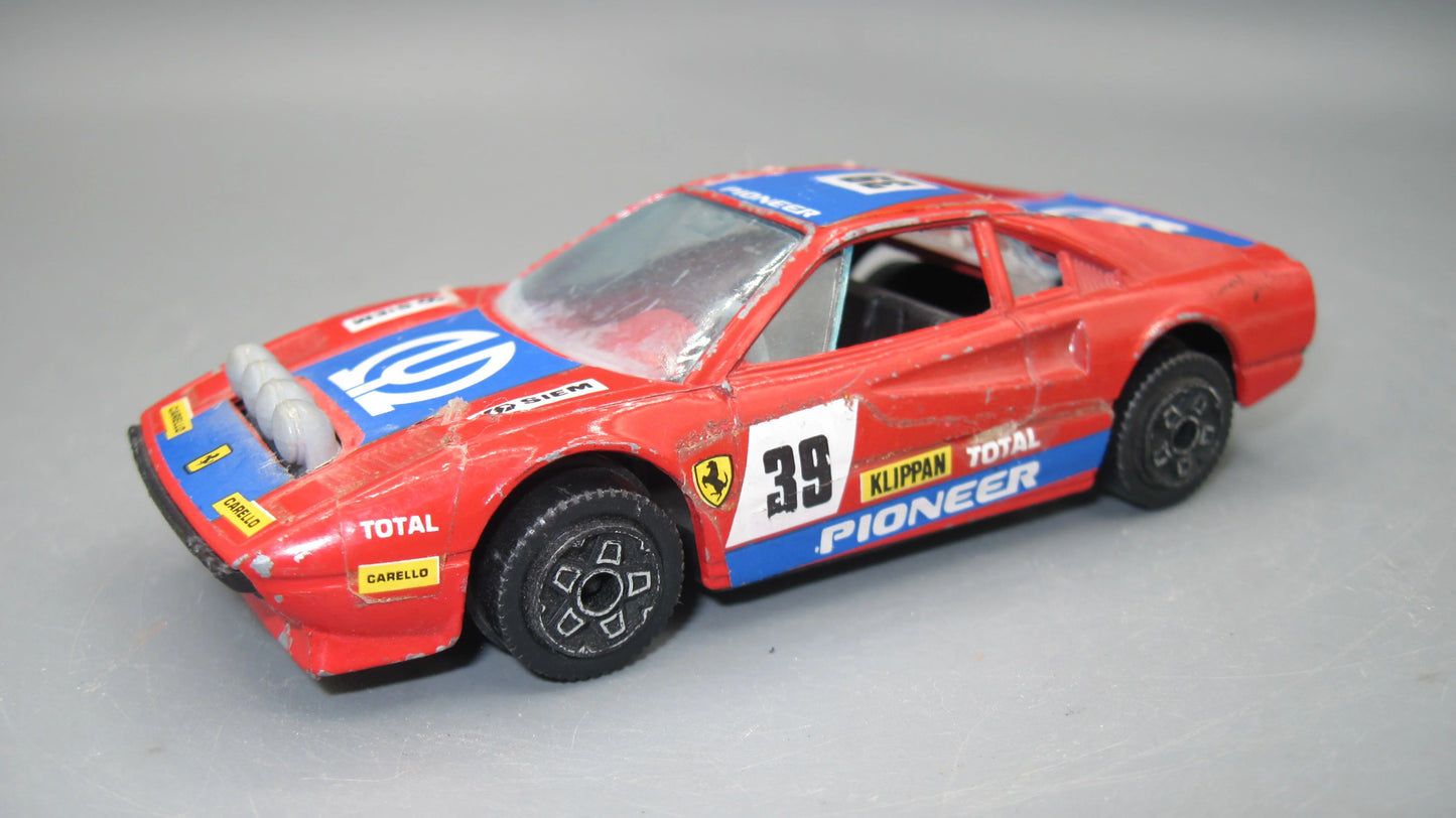 Bburago   Ferrari 303 GTB  Red