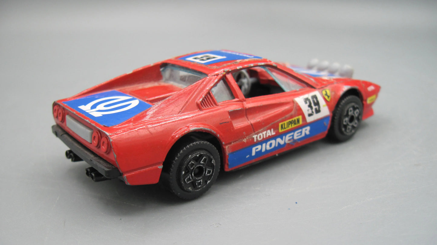 Bburago   Ferrari 303 GTB  Red