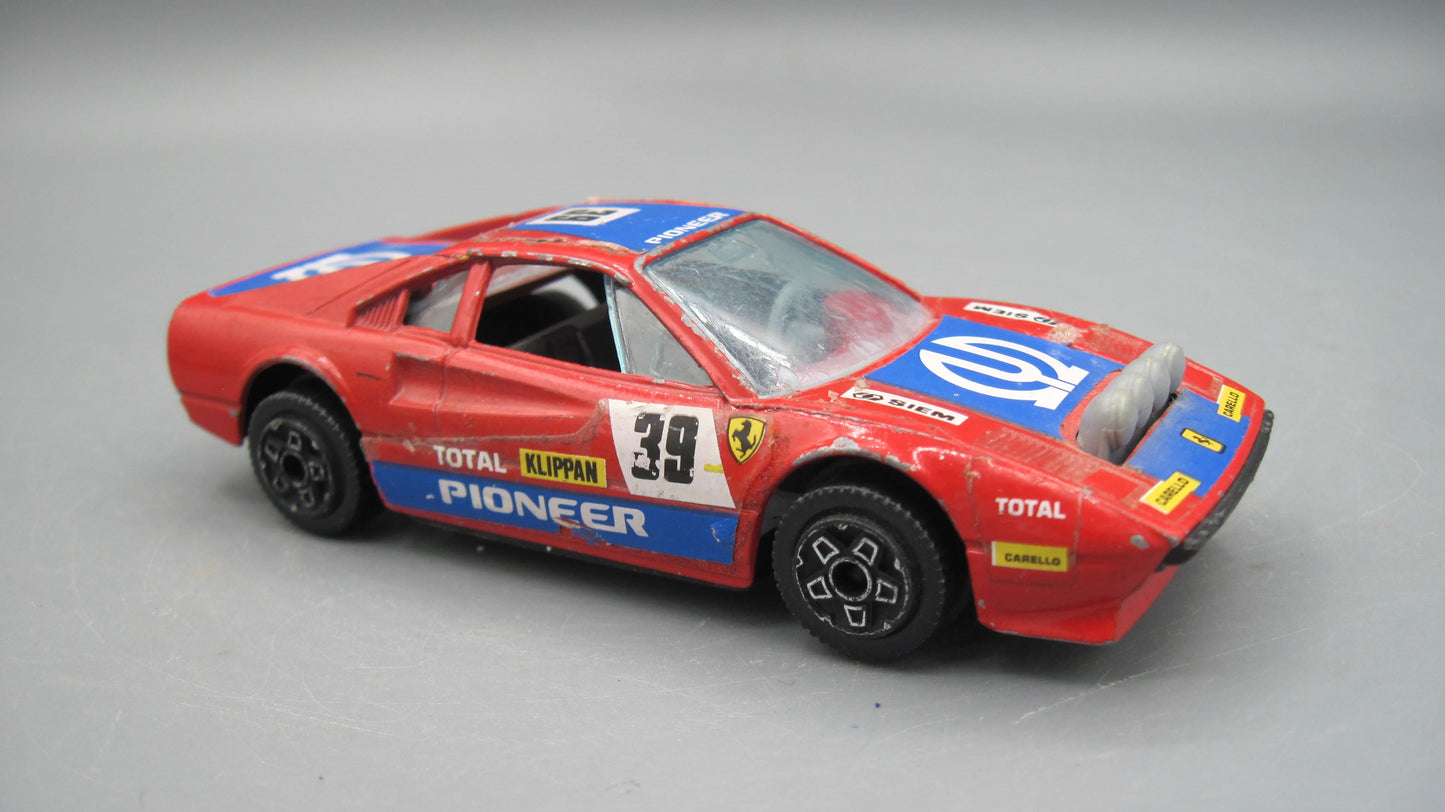 Bburago   Ferrari 303 GTB  Red