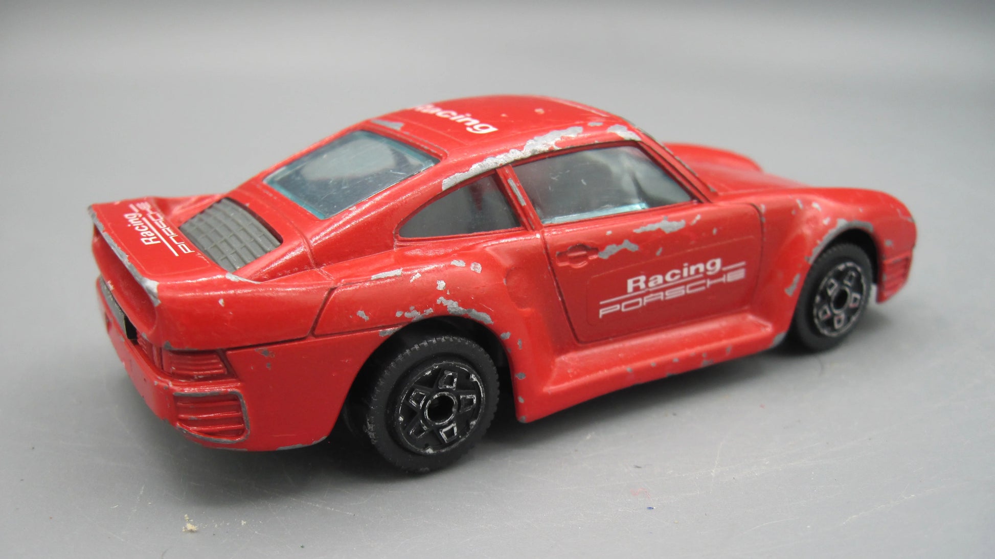 Bburago   Porsche 959  Red
