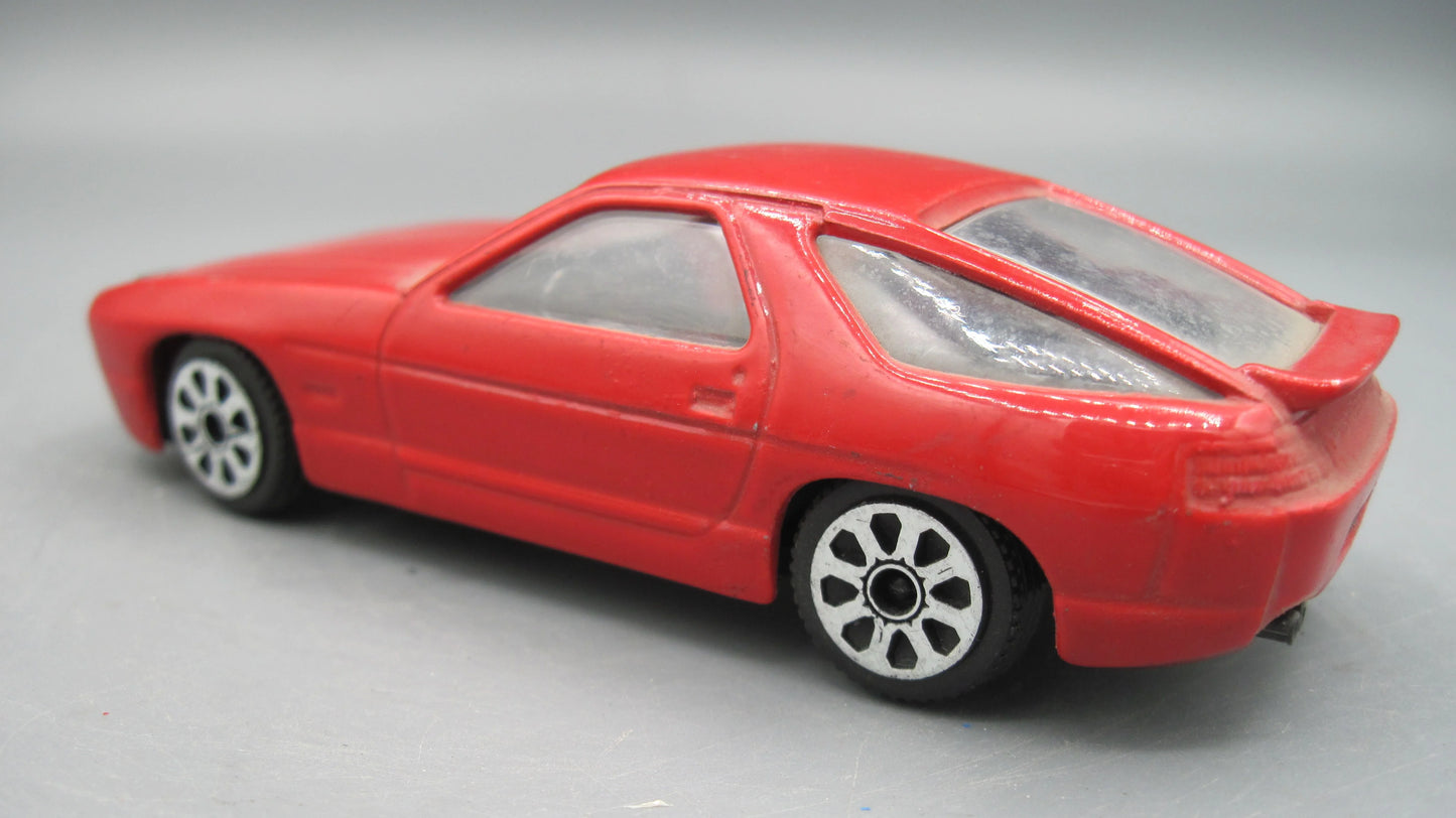 Bburago   Porsche 928 S4  Red