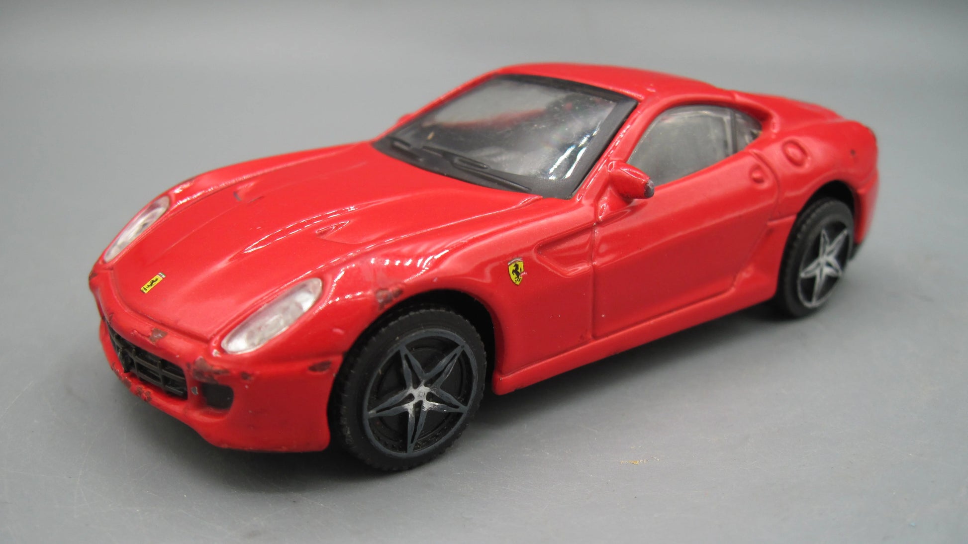 Bburago   Ferrari 599 GTB Florano  Red