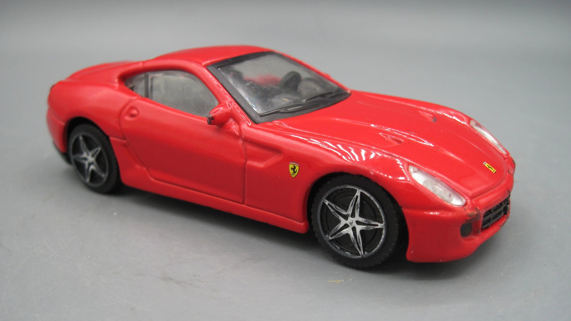 Bburago   Ferrari 599 GTB Florano  Red