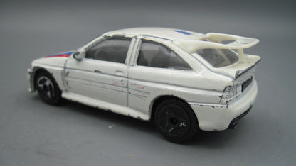 Bburago   Ford Escort RS  White