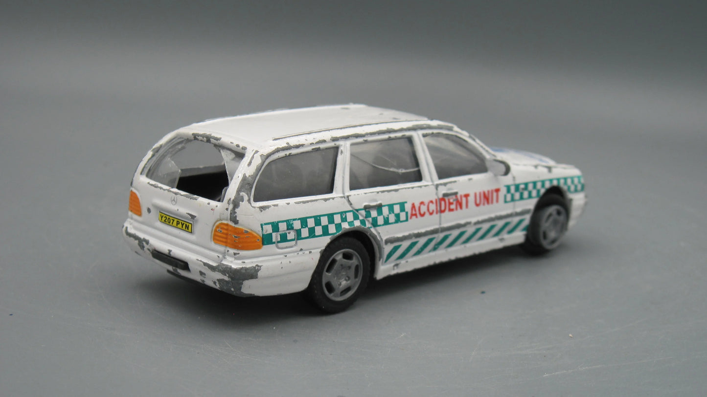 Mercedes-Benz 300T  White
