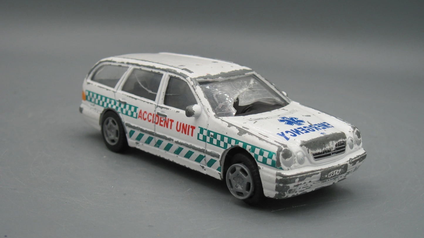 Mercedes-Benz 300T  White