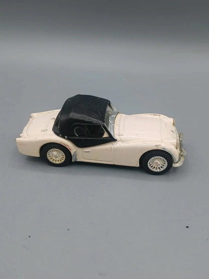 Corgi  Vintage Triumphs TR3A  Cream