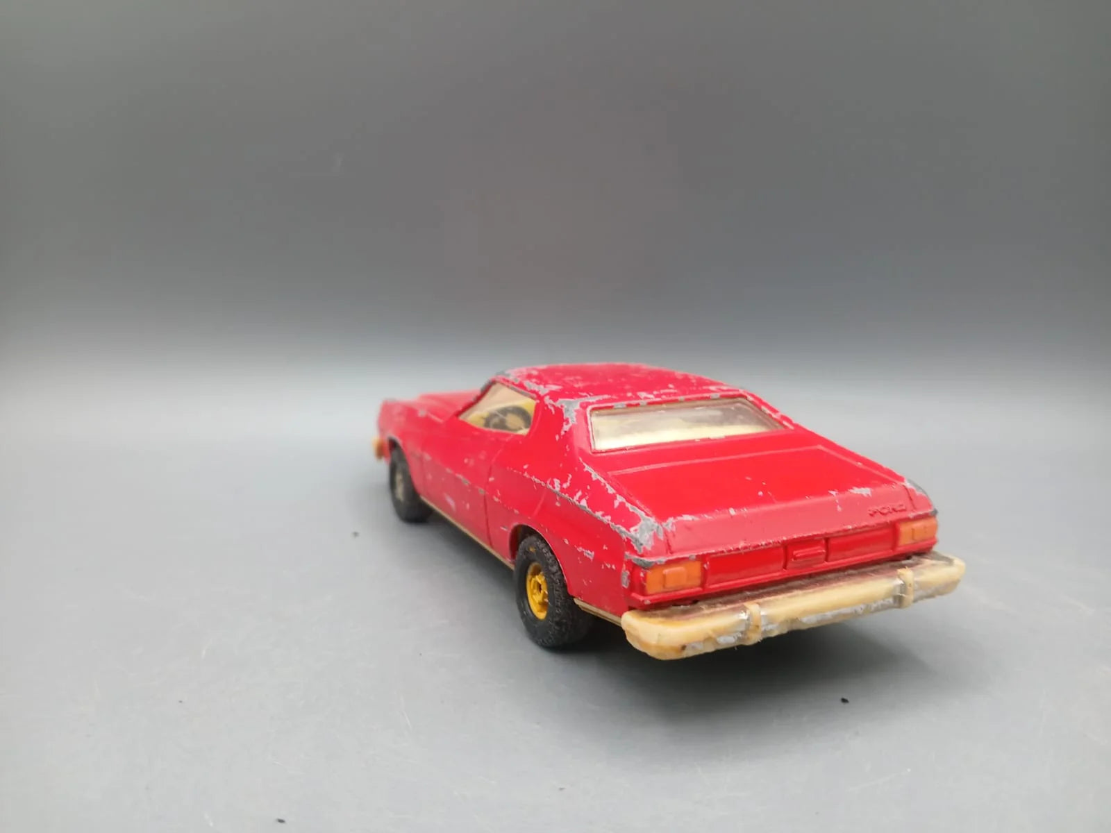 Corgi  Vintage Ford Gran Trino 1982 Red Starsky & Hutch