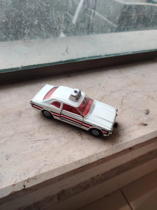 Corgi  Vintage Ford Cortina GXL 1972 White Police Car