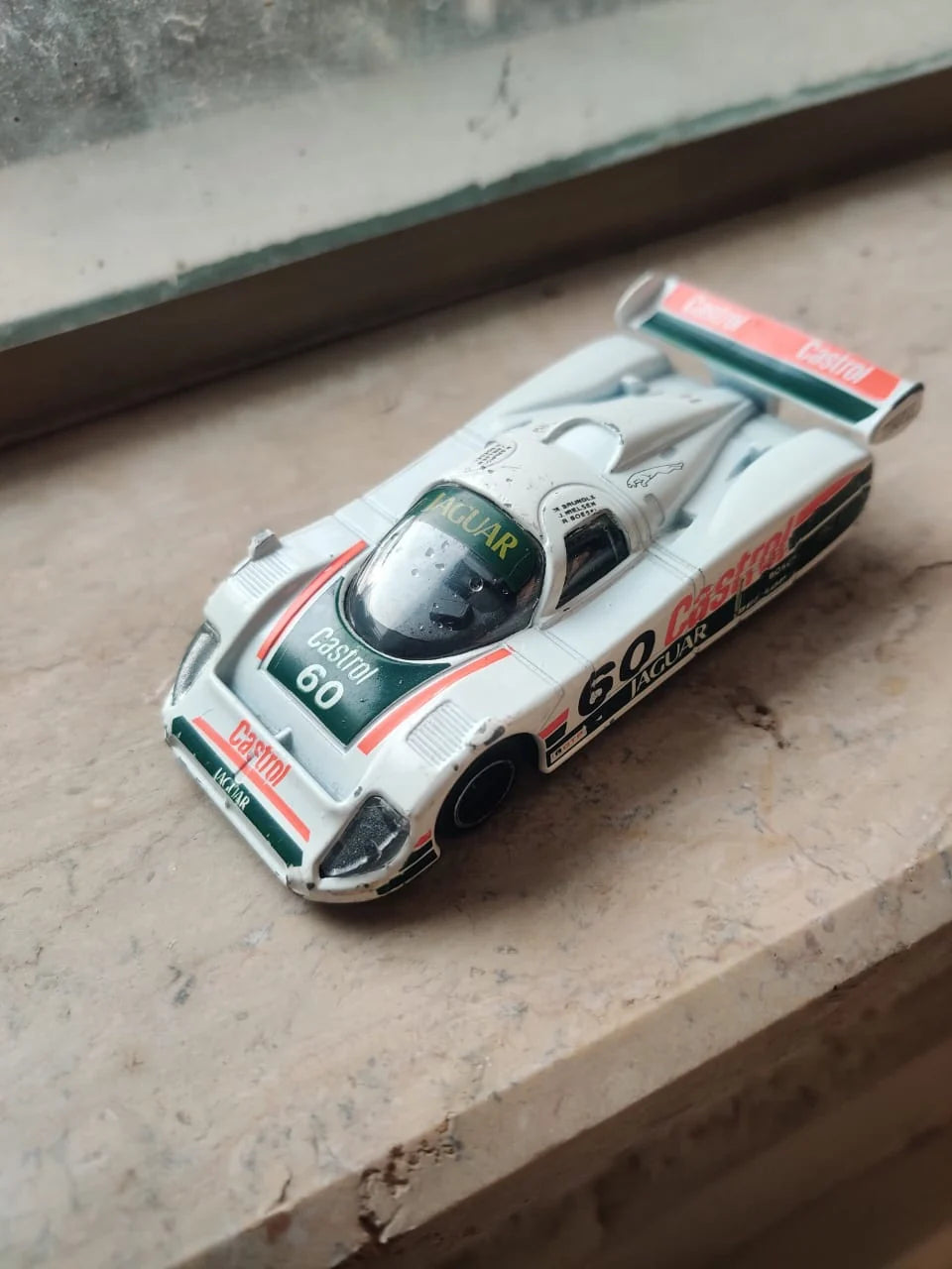 Corgi  Vintage Jaguar XJR-9 1988 White