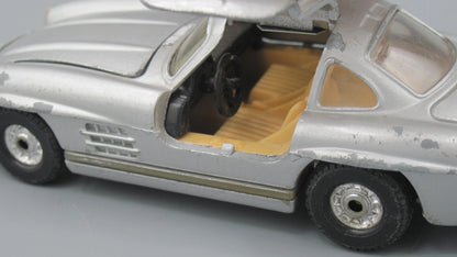 Corgi   Mercedes-Benz 300 SL  Silver 