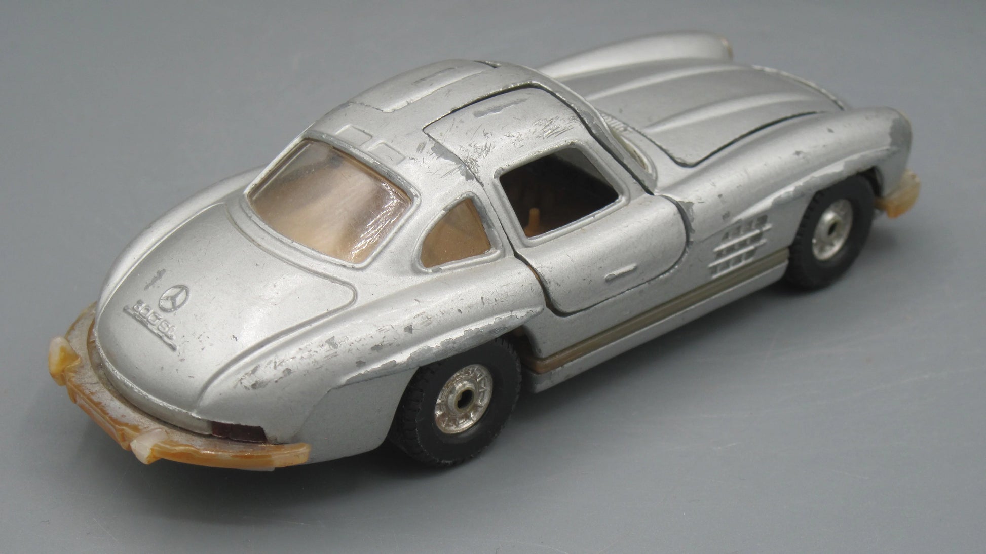 Corgi   Mercedes-Benz 300 SL  Silver 