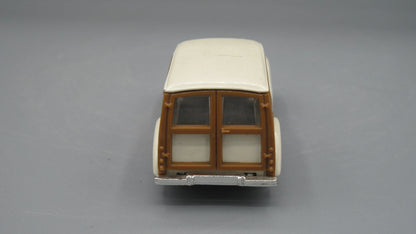 Corgi   Morris Minor Traveller  Beige and Brown 