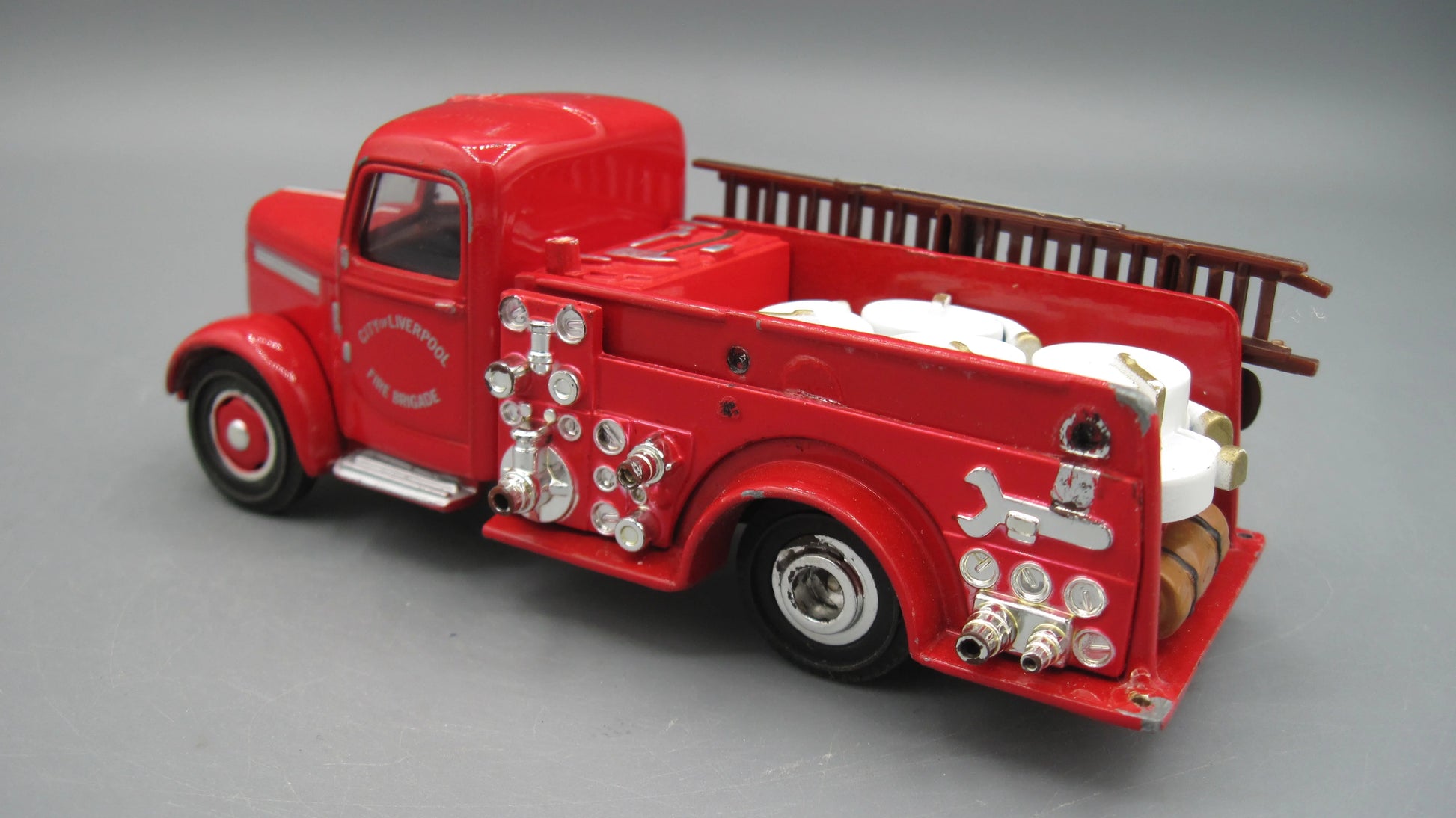 Delprado   Bedford Fire Brigade 1939 Red