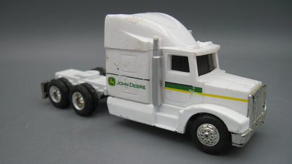 ERTL   John Deere Semi Truck  White