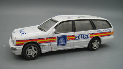Hongwell   Mercedes-Benz 300T  White