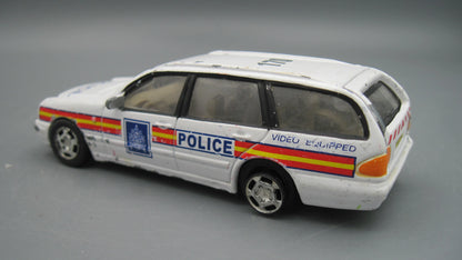 Hongwell   Mercedes-Benz 300T  White