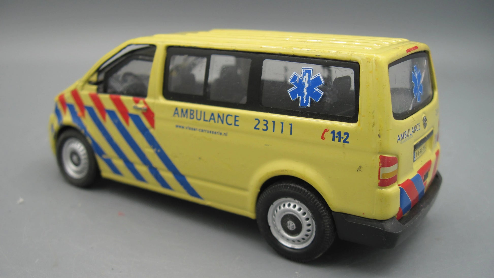 Hongwell   Volkswagen Transporter T5  Yellow