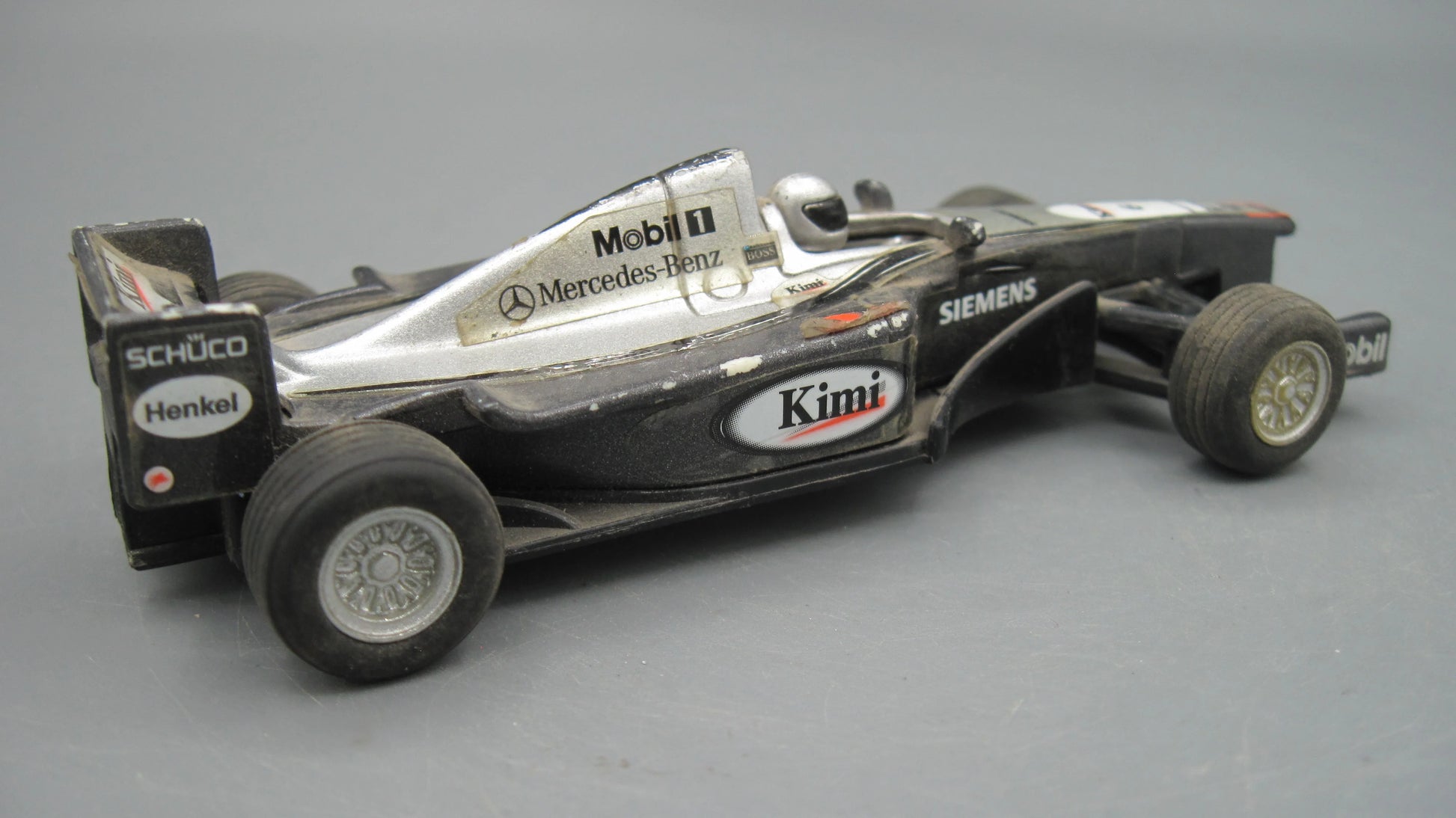 Hot Wheels   Mercedes-Benz Formula 1  Black & Silver