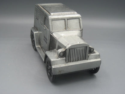 Loomis    Armored Truck  Silver