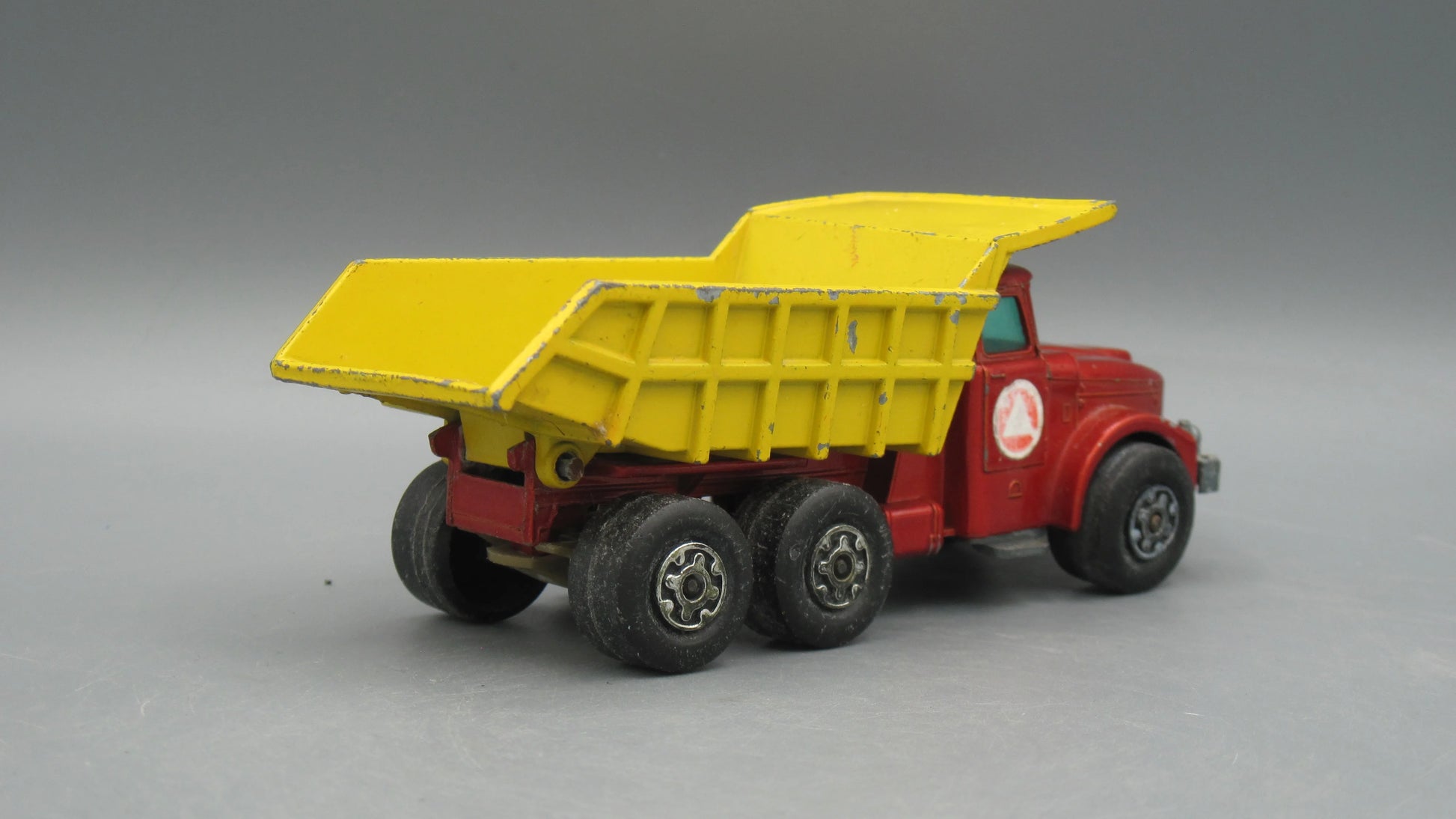 Match Box   Scammel K-19 Tipper Dump Truck  Red&Yellow