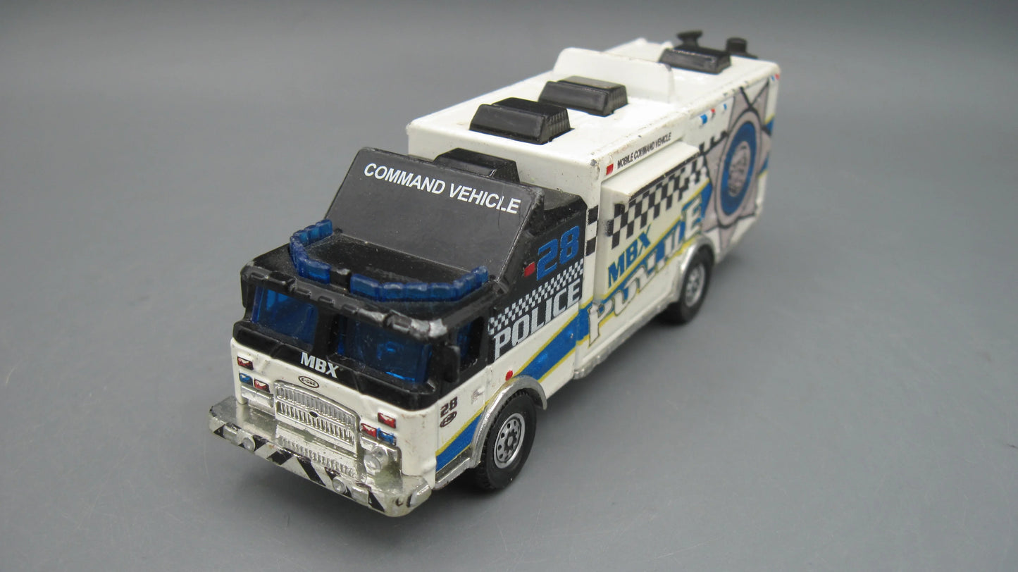 Matchbox   Mattel E-One Mobile Command Vehicle 2010 White