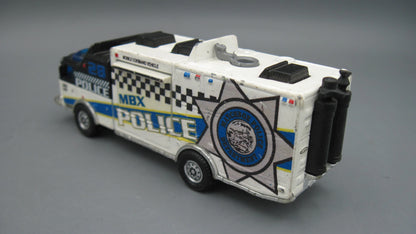 Matchbox   Mattel E-One Mobile Command Vehicle 2010 White