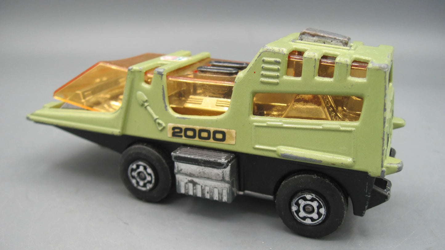 Matchbox    Adventure 2000 K-2001 Raider Command  Green