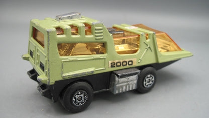 Matchbox    Adventure 2000 K-2001 Raider Command  Green