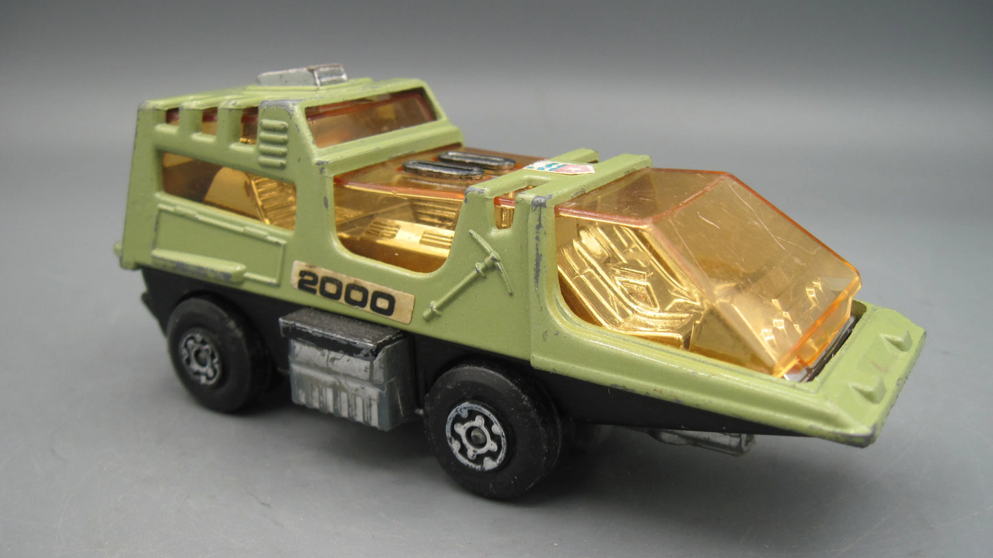 Matchbox    Adventure 2000 K-2001 Raider Command  Green