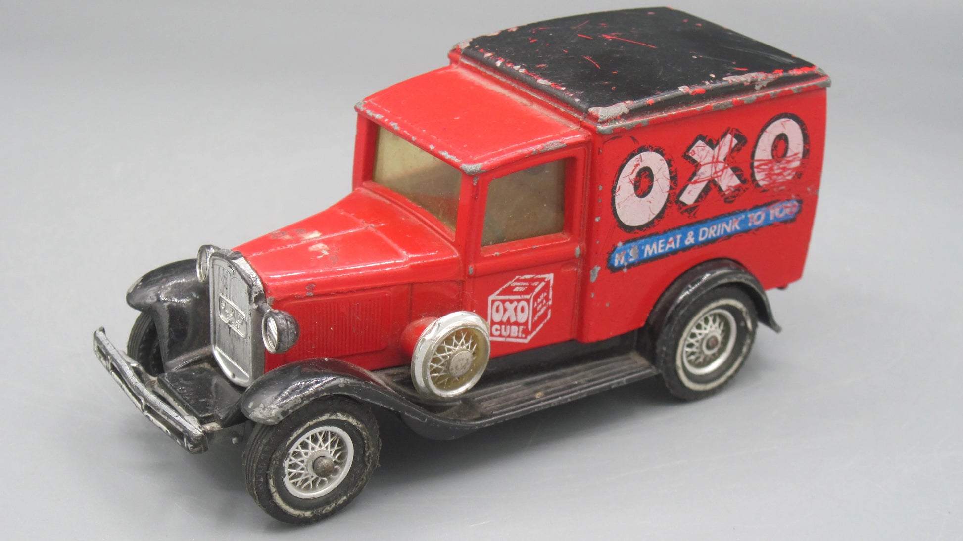 Matchbox   Ford Model 'A'  Red OXO Cube