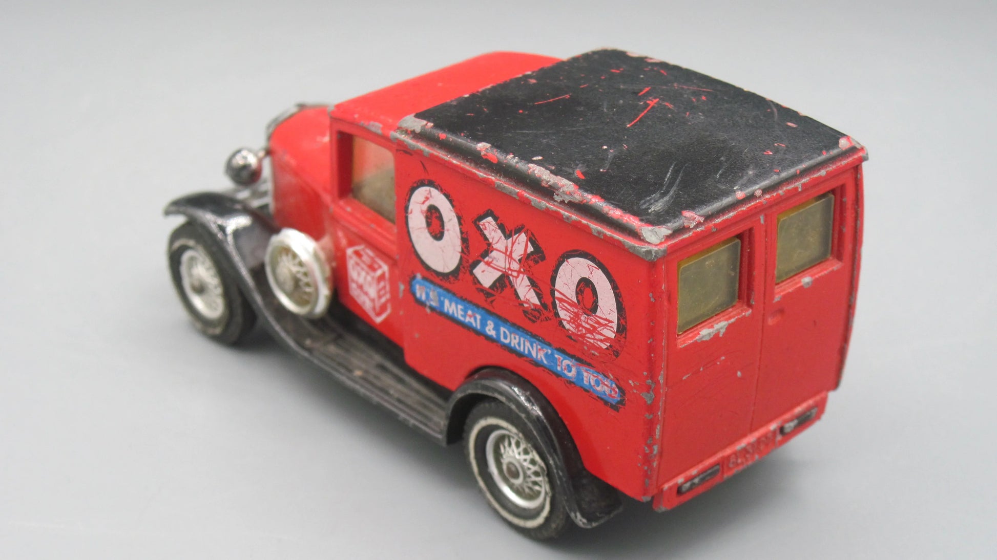 Matchbox   Ford Model 'A'  Red OXO Cube