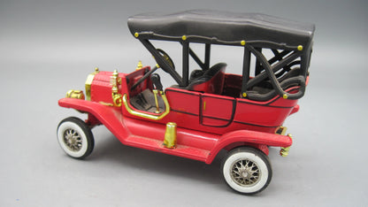 National Motor Museum Mint   Ford Model T  Red & Black