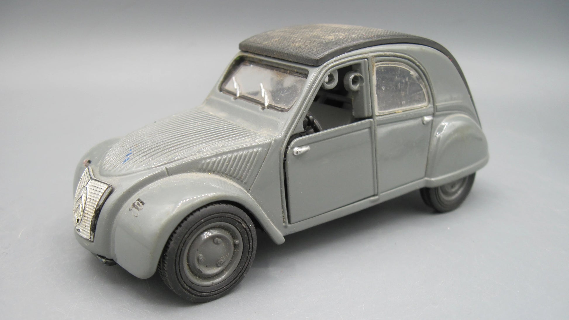 New Ray   Citreon 2CV 1952 Grey