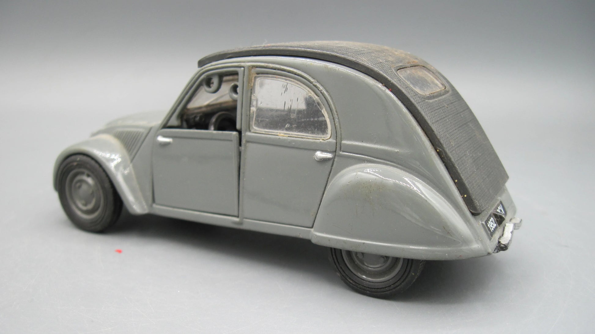 New Ray   Citreon 2CV 1952 Grey